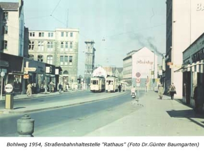 Bohlweg 1954, Straßenbahnhaltestelle "Rathaus"